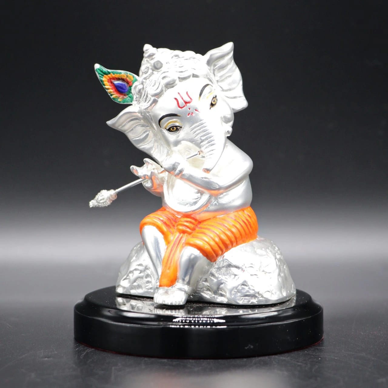 The Harmony of Silver: How a Silver-Plated Bansuri Ganesha Transformed Priya's Living Space