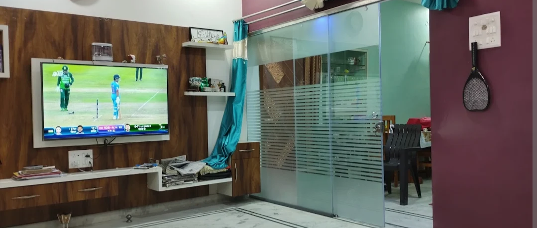 Transforming Workspaces: How Glass Tuffen Partitions Enhance Productivity and Aesthetics