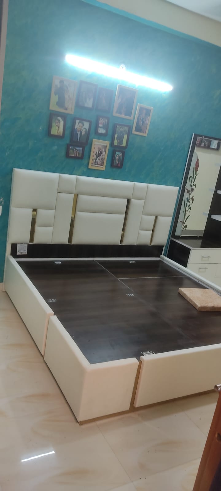 Transform Your Sleep Experience: The Perfect Wooden Double Bed for Every Indian Home