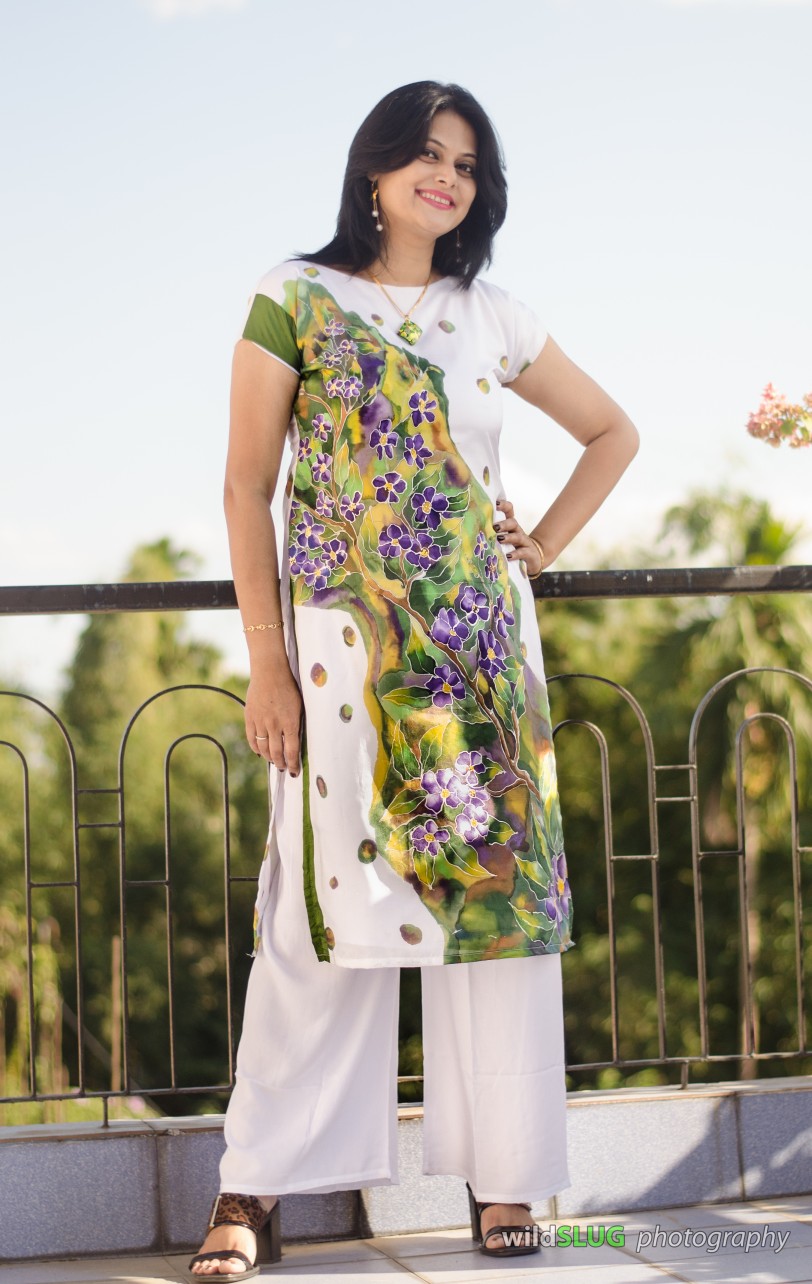 Embracing Elegance: How a Hand-Painted Kurti Transformed Meera's Wardrobe