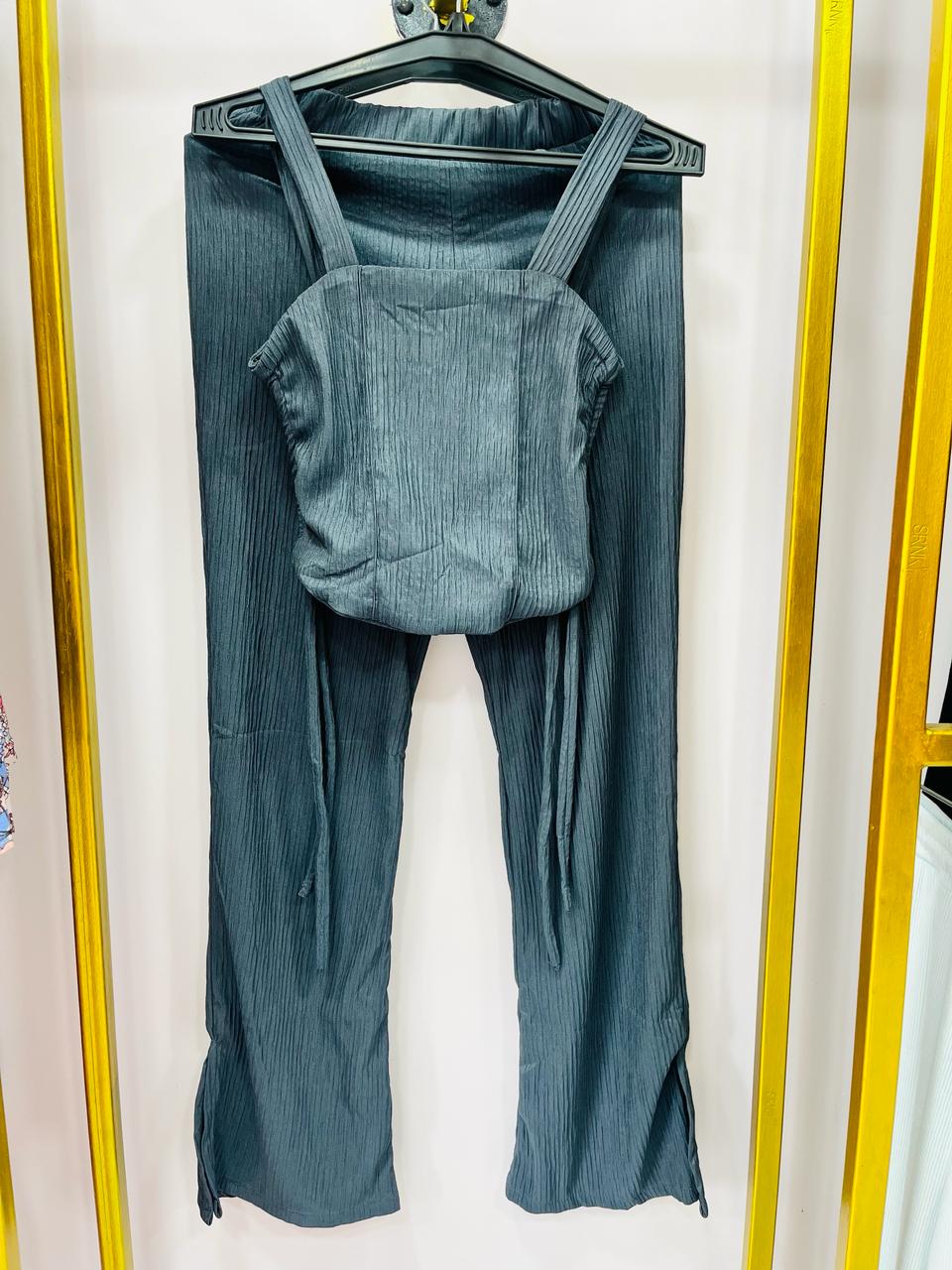 Embrace Comfort and Style with the Perfect Wide-Leg Poplin Pants