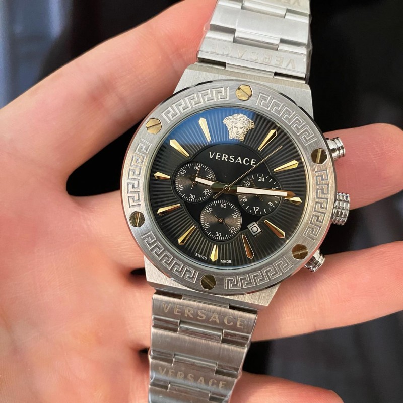 Elegance Redefined: How Versace Greca Japan Steel Black Solves the Modern Man’s Style Dilemma