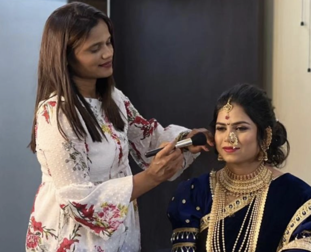 Savvys Academy of Certified Makeup Course