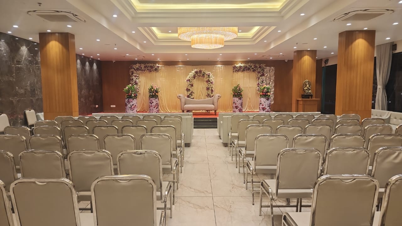 Transforming Events: How Exotic Decorations Solve Sanjay's Wedding Woes