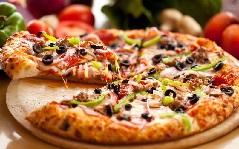 Savoring the Slice: How Flavorful Pizzas Transformed Indore's Dining Scene