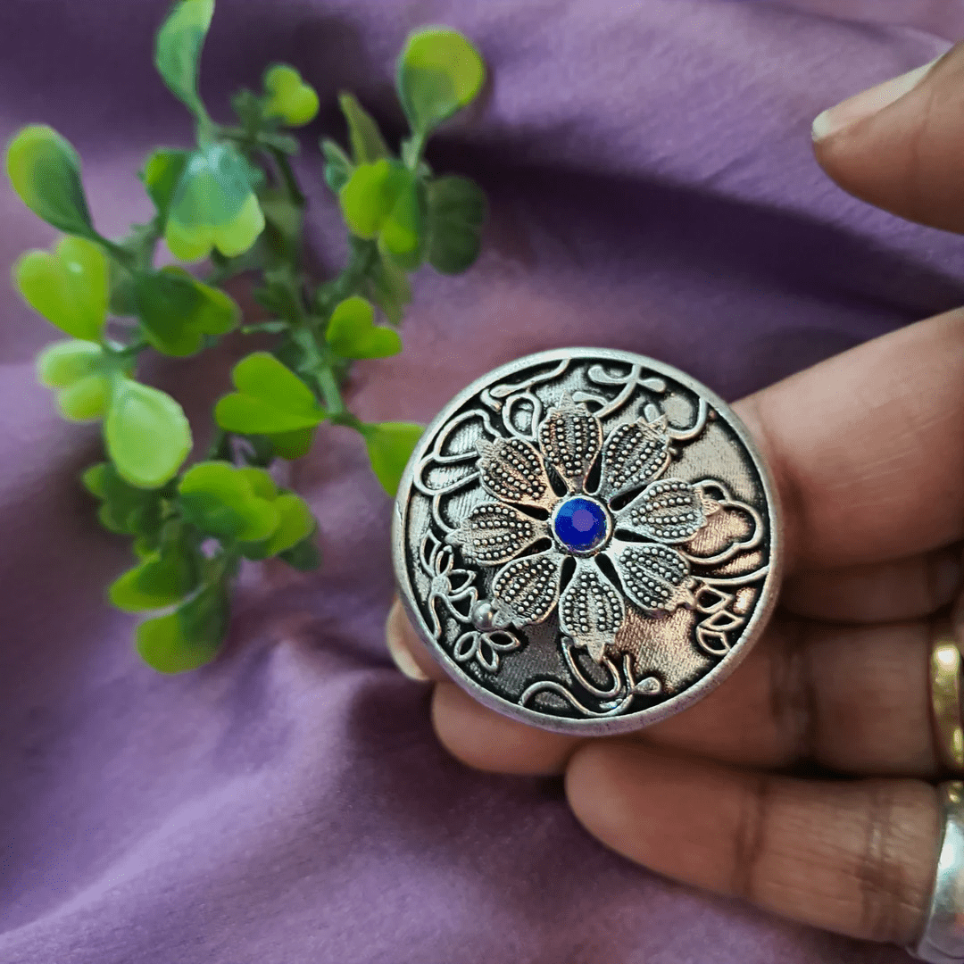 A Touch of Elegance: Transforming Moments with Finger Rings