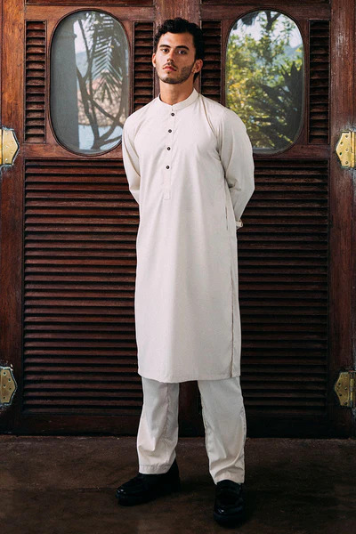 Elevate Your Festive Look: The Perfect Men's Kurta Pyjama for Every Occasion