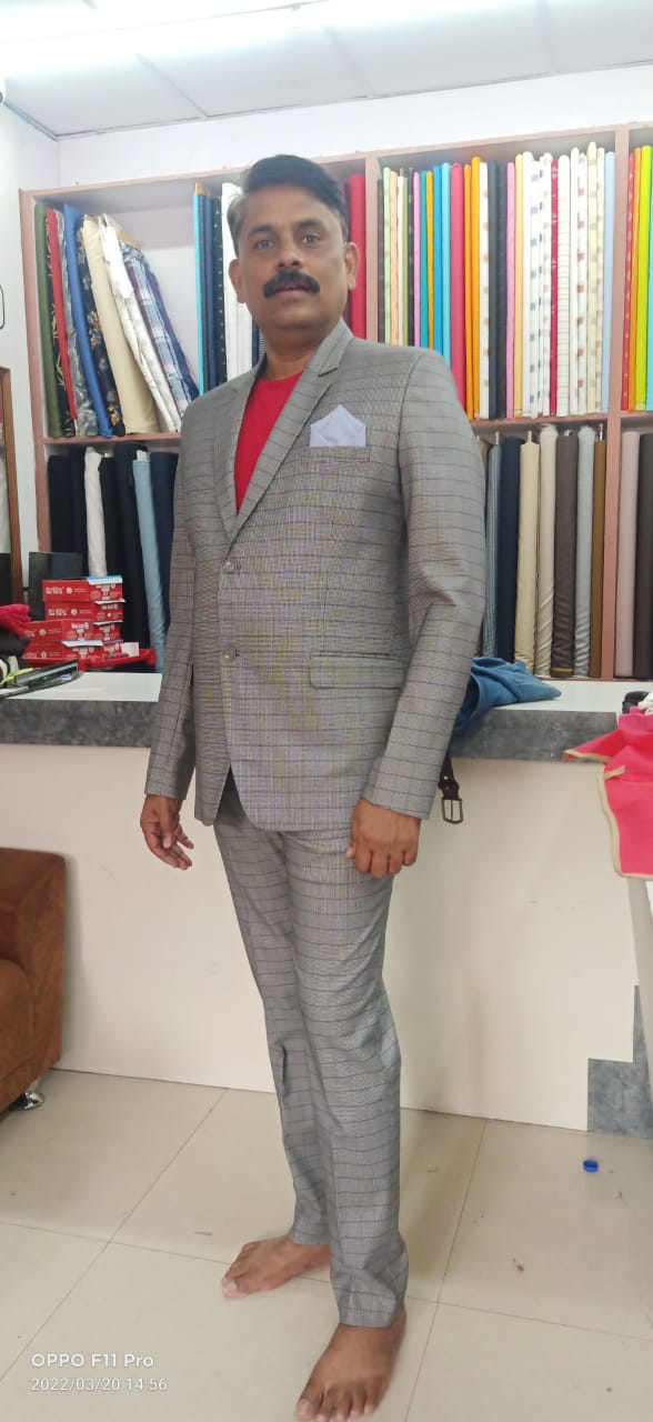 Transforming Traditions: How Customized Outfits Empower Modern Indians