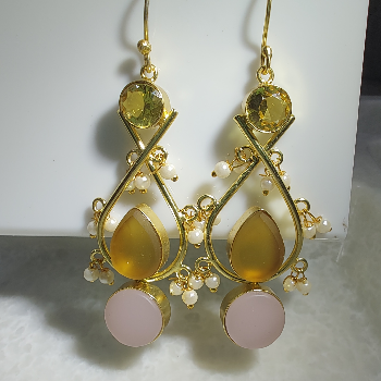 The Perfect Earrings: Adding Elegance and Solving Style Dilemmas