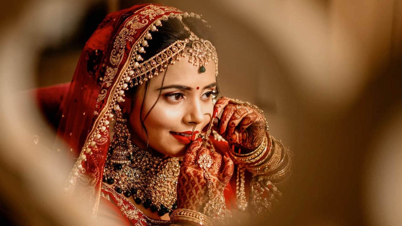 The Perfect Bridal Look: How Kiran Chavan's Makeup Skills Transform Weddings