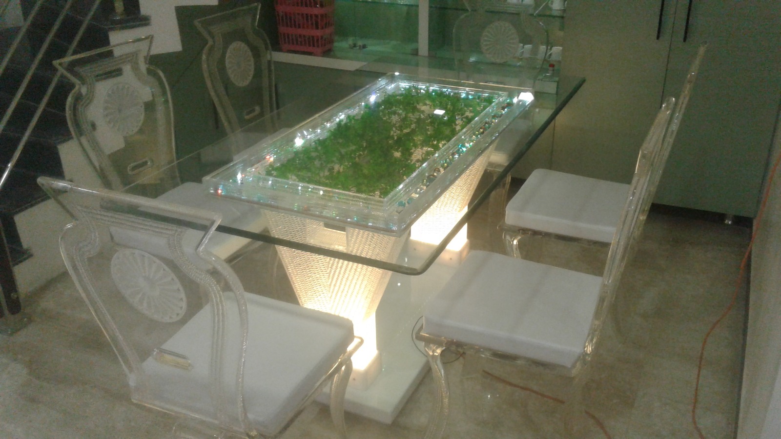 Transform Your Dining Experience: The Acrylic Dining Table Revolution