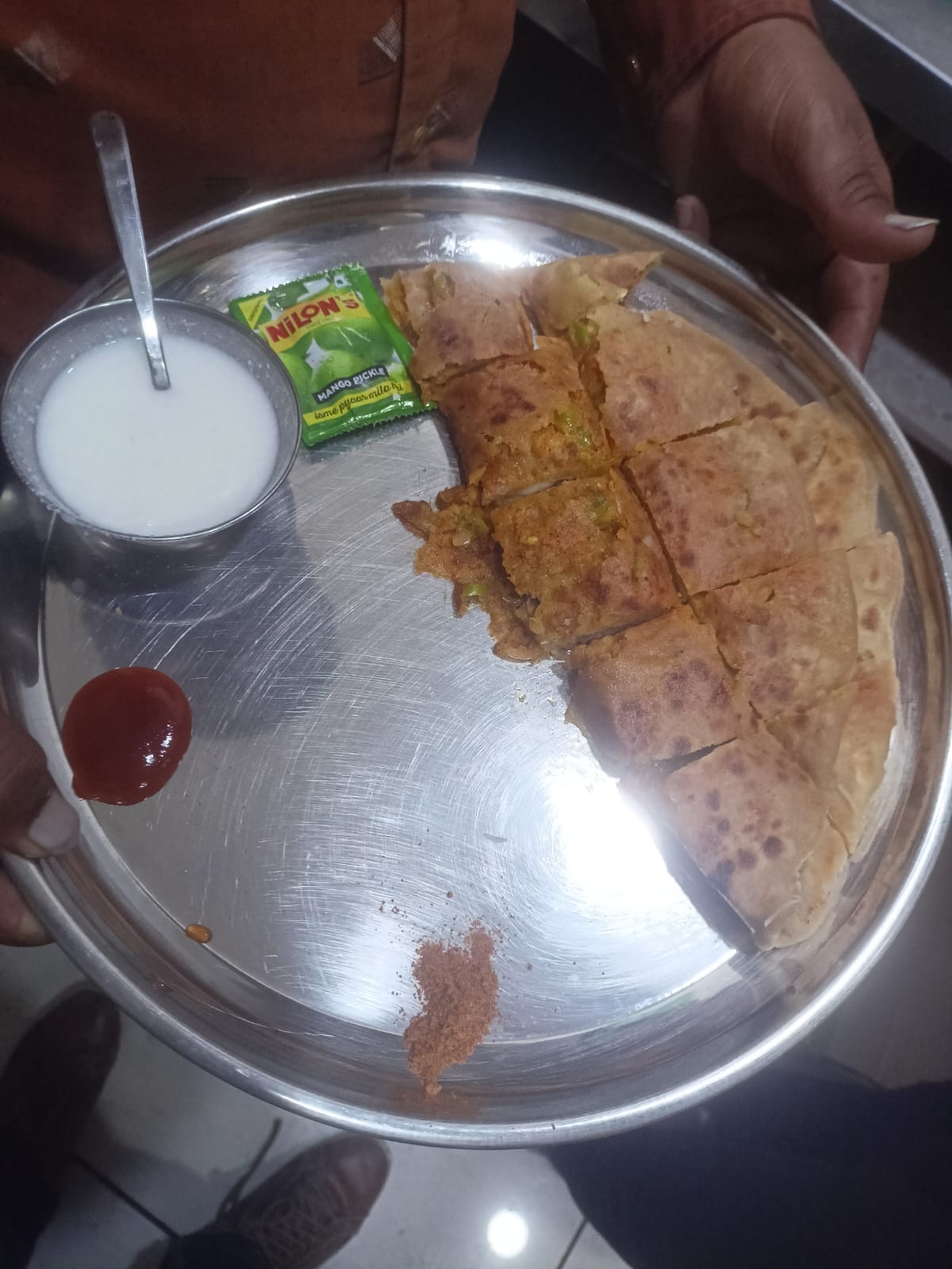 Savoring the Flavors of India: Diverse Paratha Delights