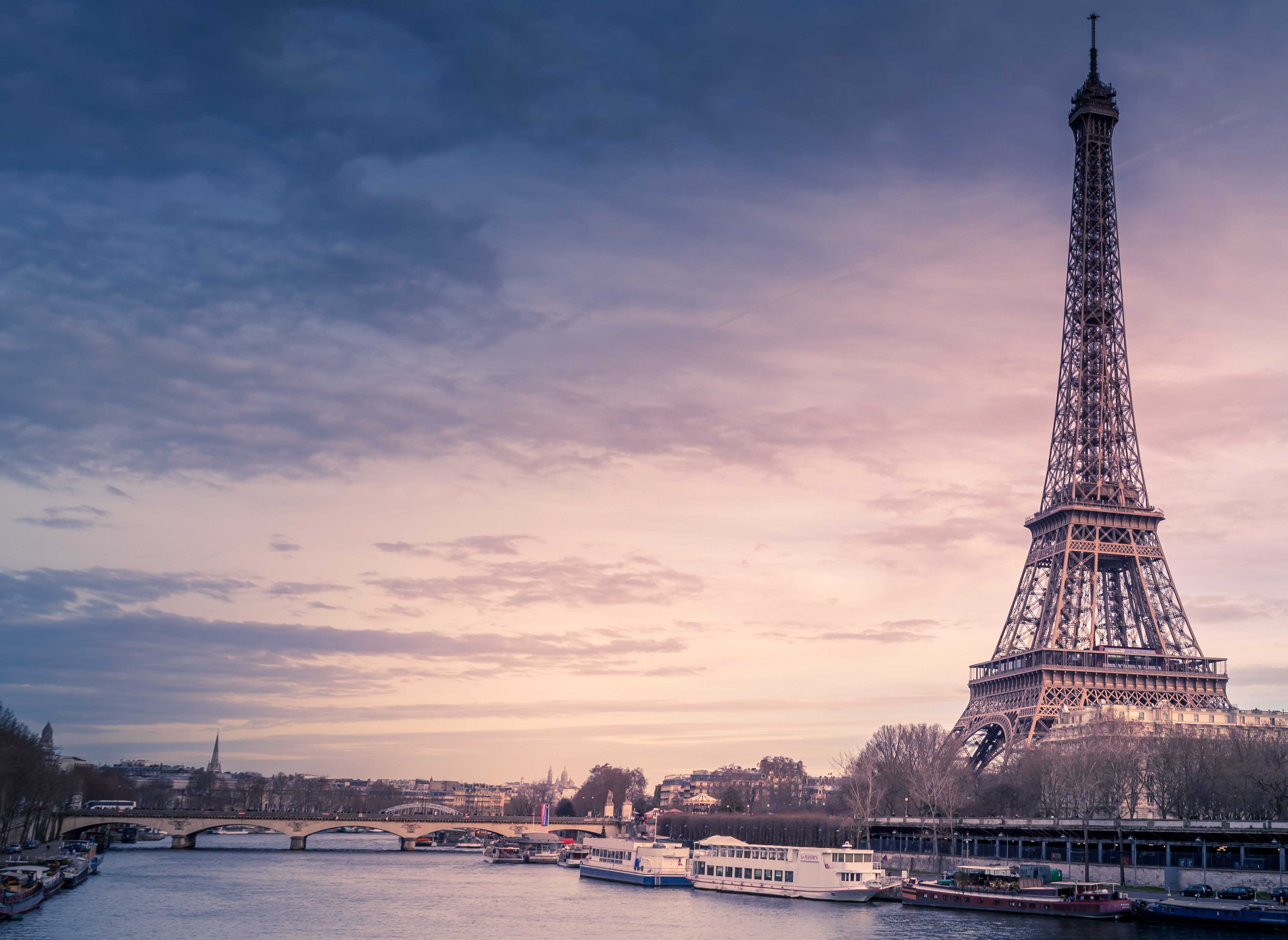 Discover the World with Confidence: The Ultimate International Tour Package