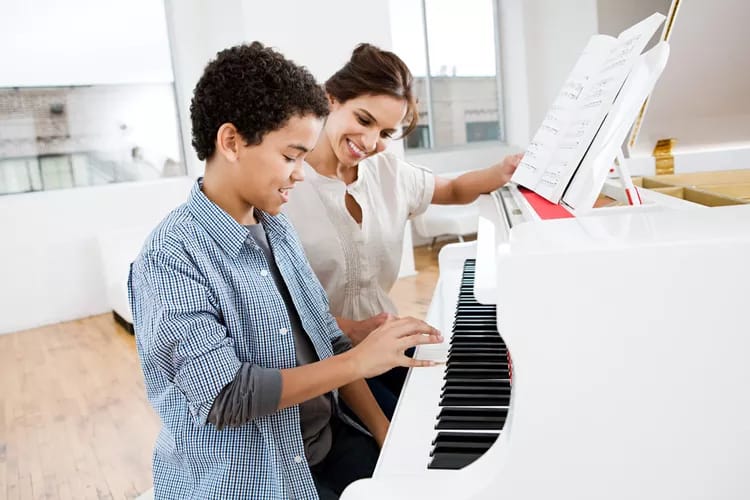 Discover the Melodic Journey: Transform Your Piano Skills at The Music Bench
