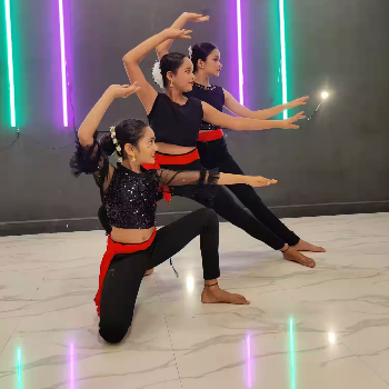 Transform Your Life with Dance: Meet Riya's Journey to Confidence