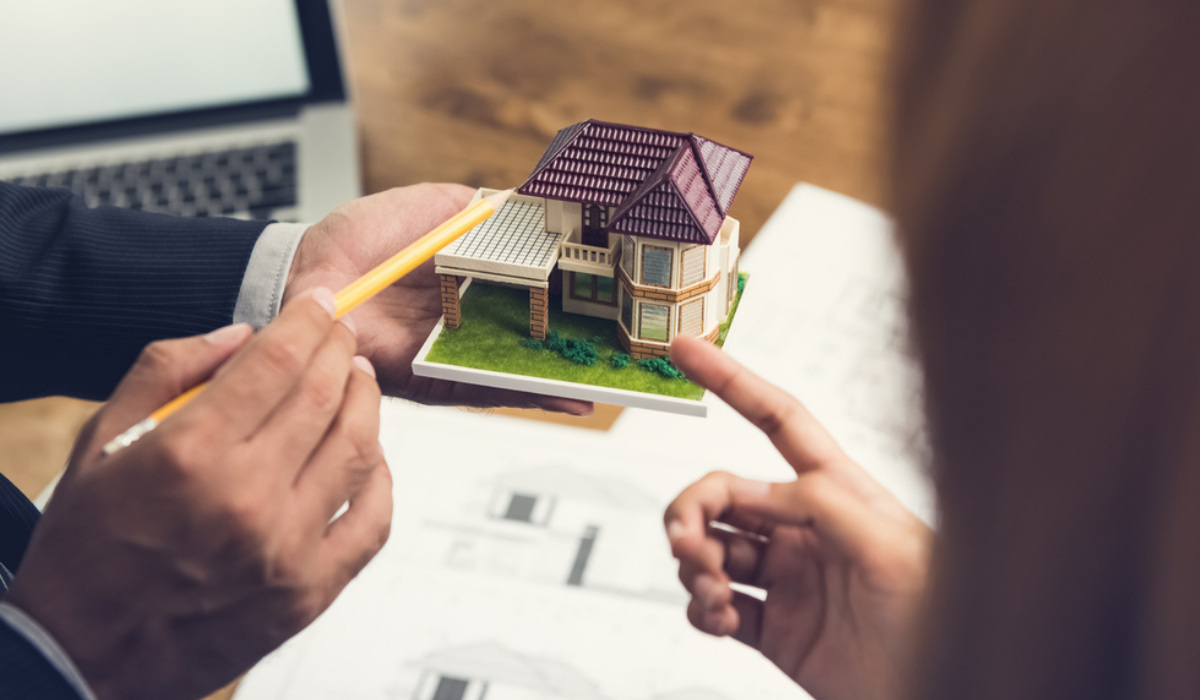 Transforming Real Estate Dreams into Reality: How Mahakal Property Broker Solves Your Project Management Challenges