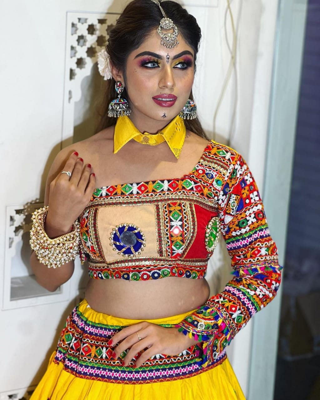 Embrace Tradition with Style: How Navratri Lehnga Solves Your Festive Wardrobe Woes