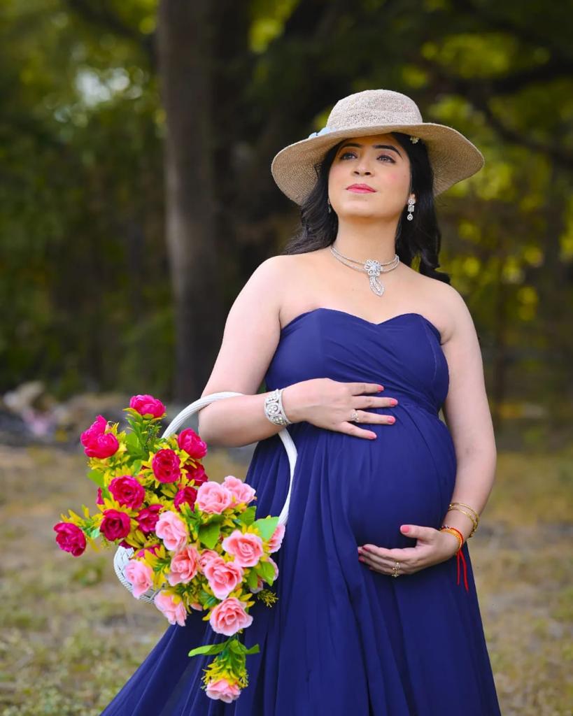 Embrace Your Natural Beauty: How Riya Overcame Her Makeup Woes