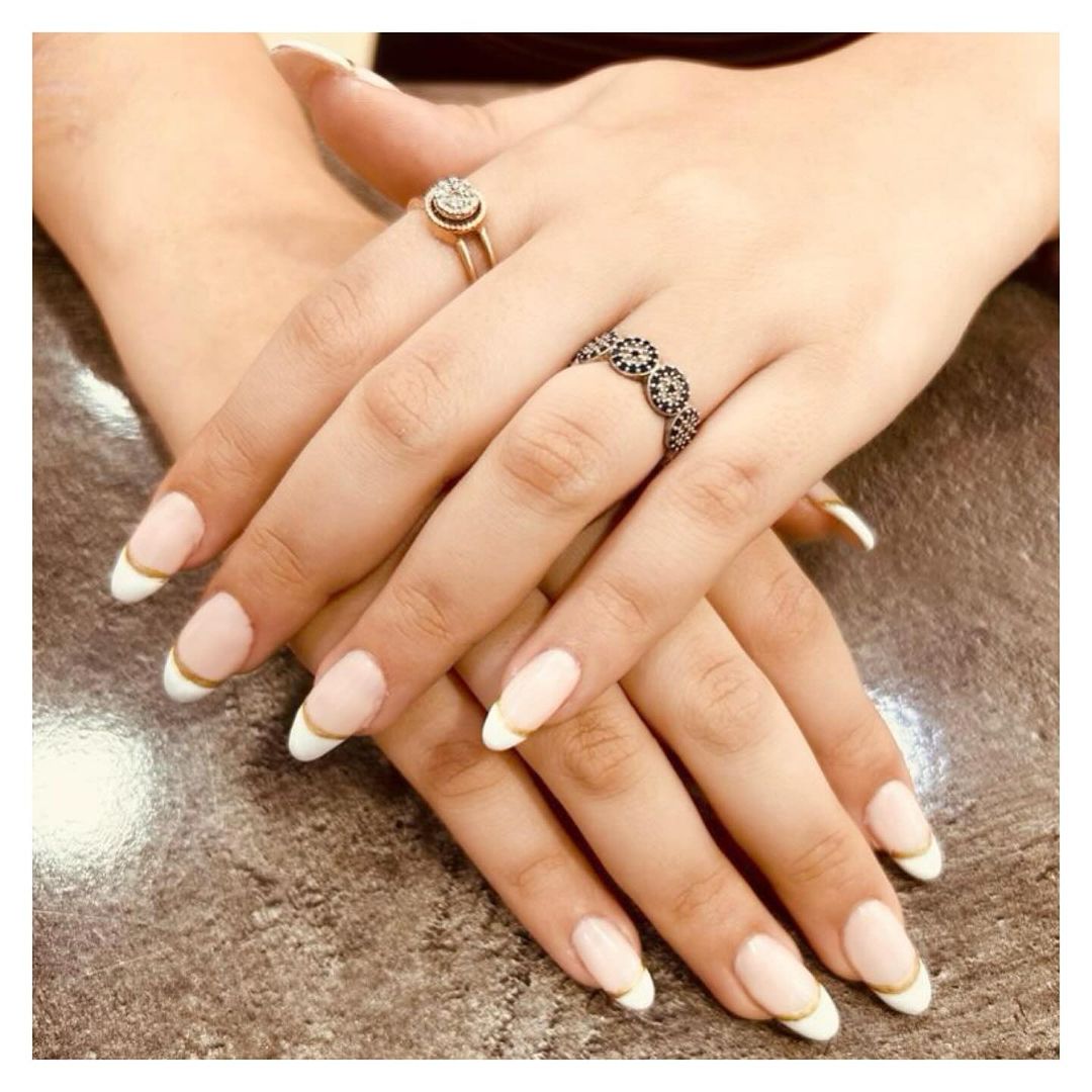 Transform Your Style with Meraki's Nail Services: A Journey of Renewal