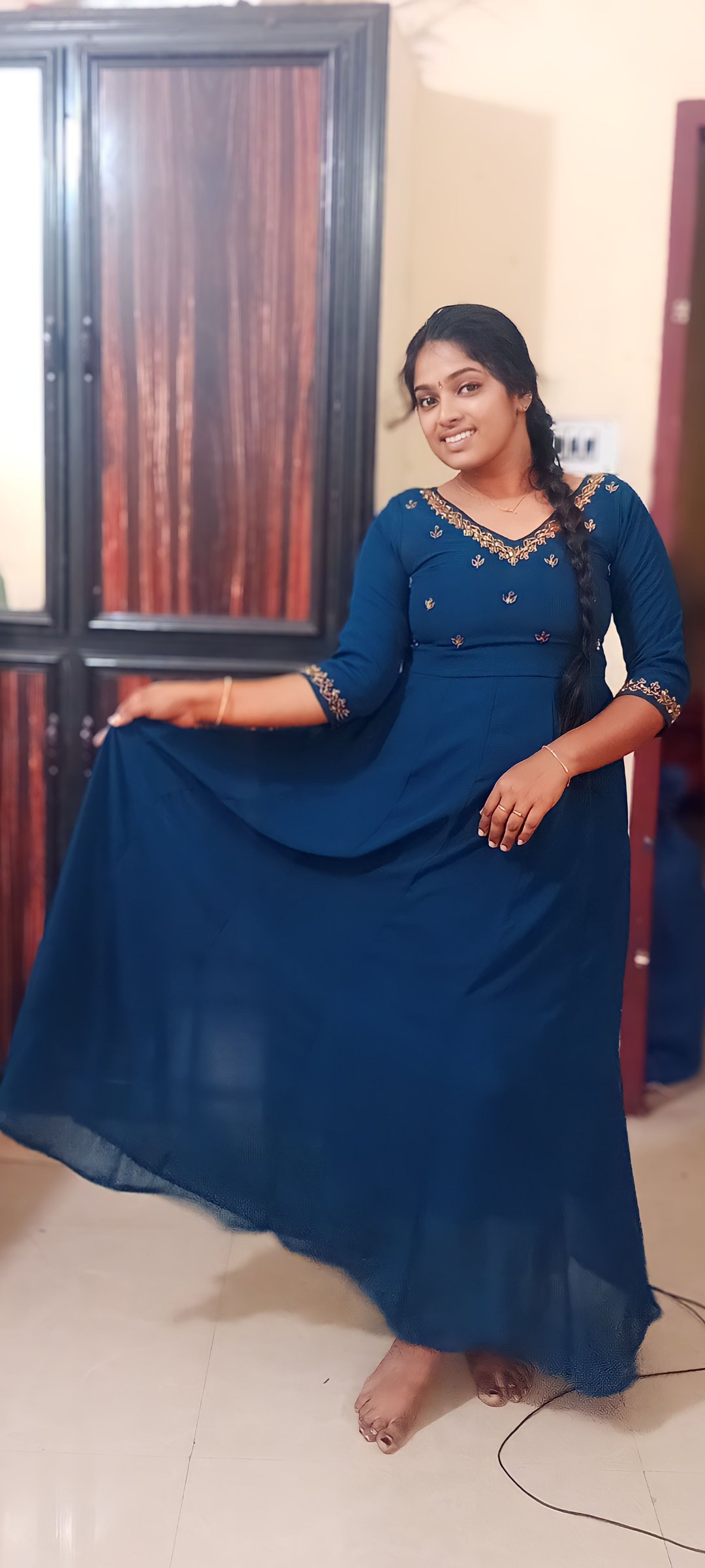 Transform Your Evening with the Perfect Party Wear Gown