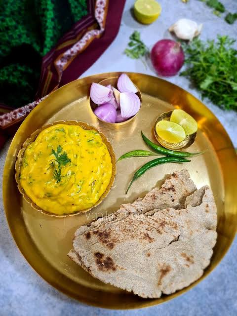 Discover the Authentic Taste of Home with Shrinath Special Pital Bhakri