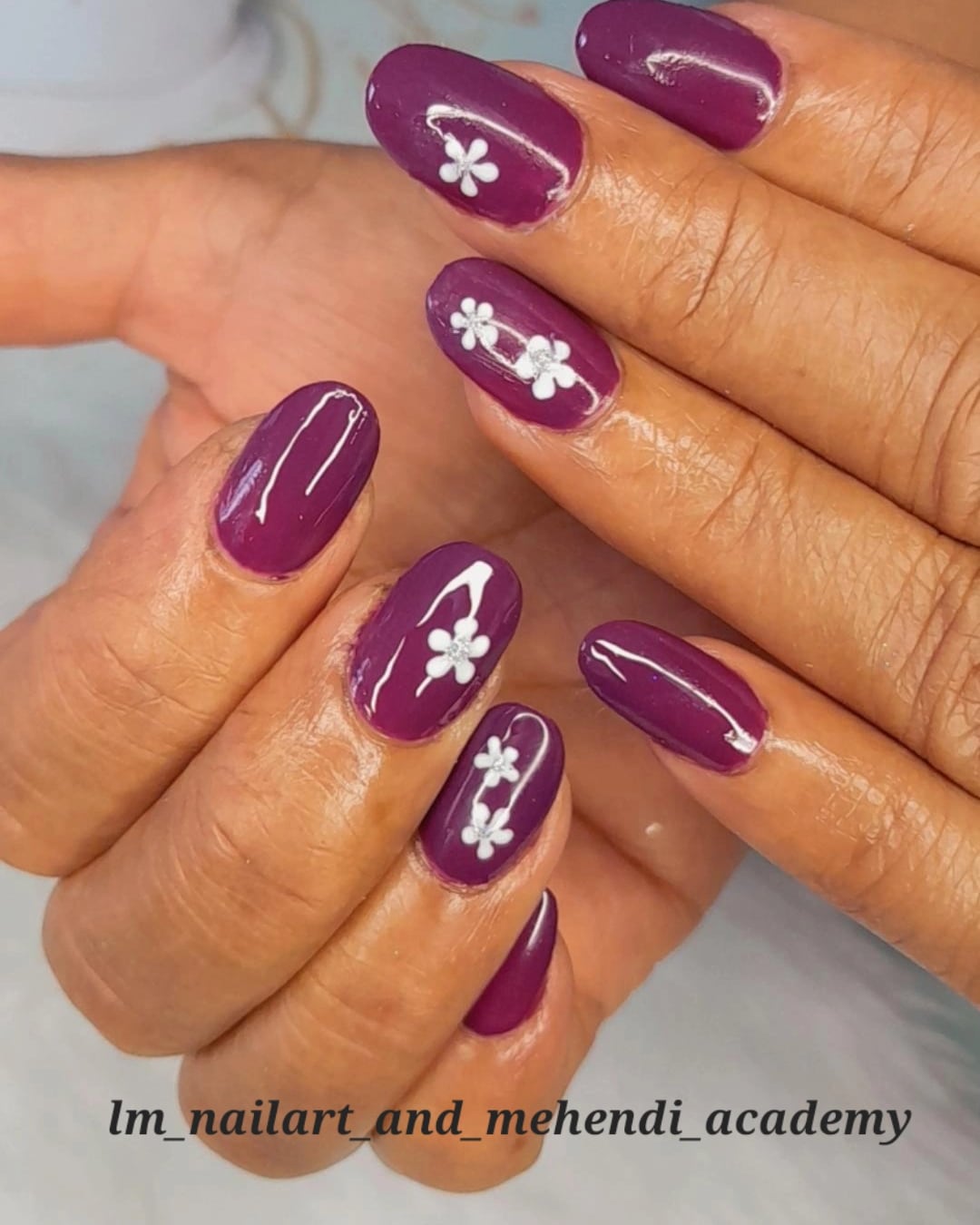 Transform Your Nails with Gel Polish: The Secret to Long-Lasting Beauty