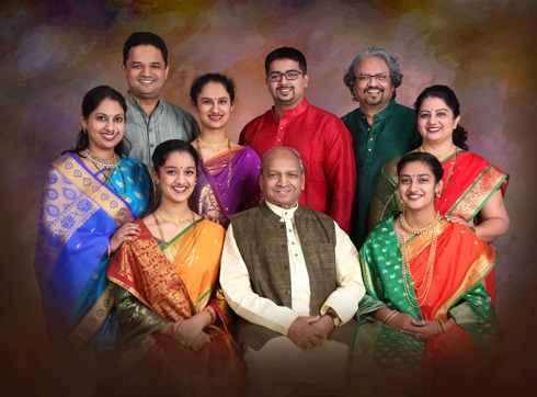 Rekha's Journey: Immortalizing Family Bonds Through Portraits