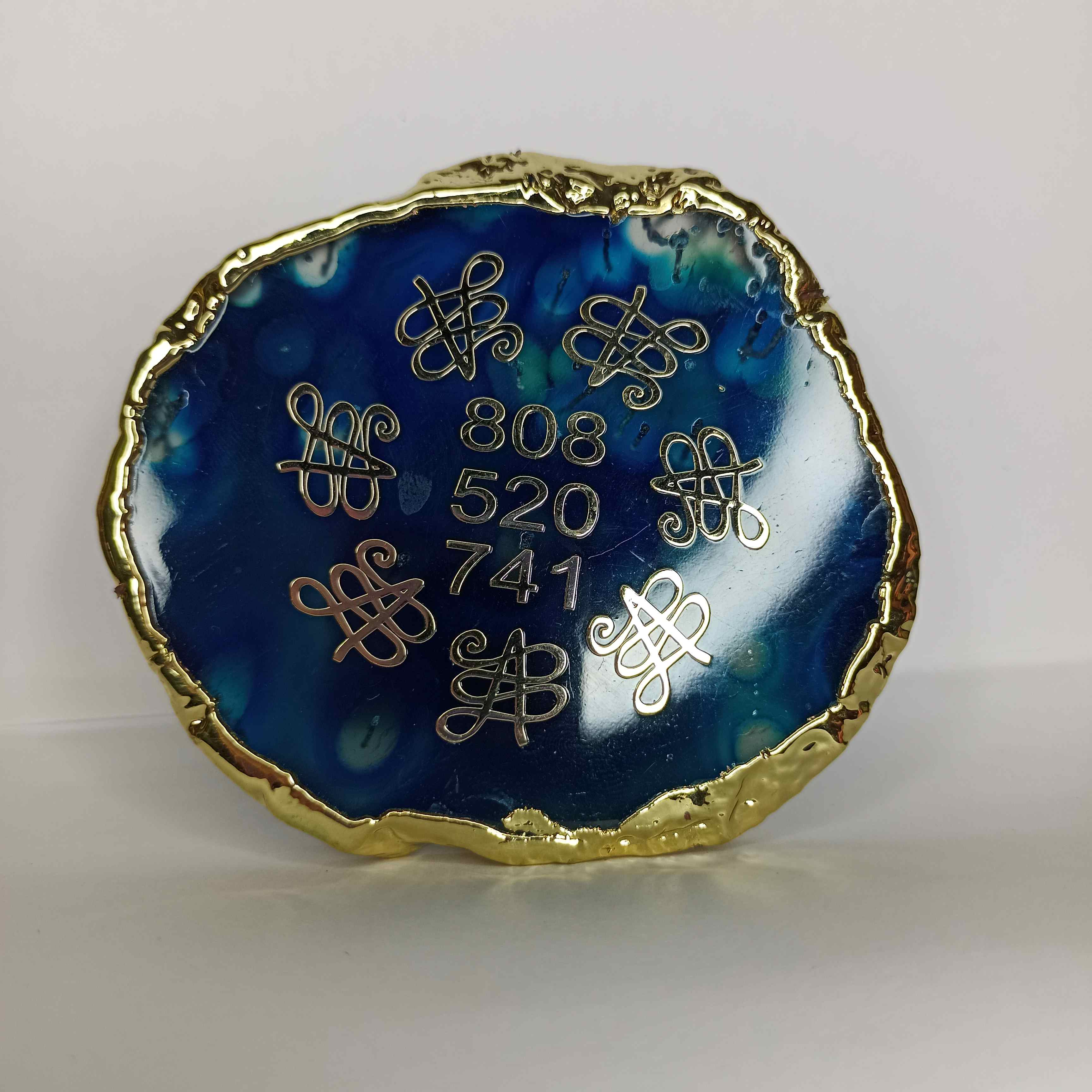 Transforming Spaces: How Agate Coasters Add Elegance to Your Table Decor