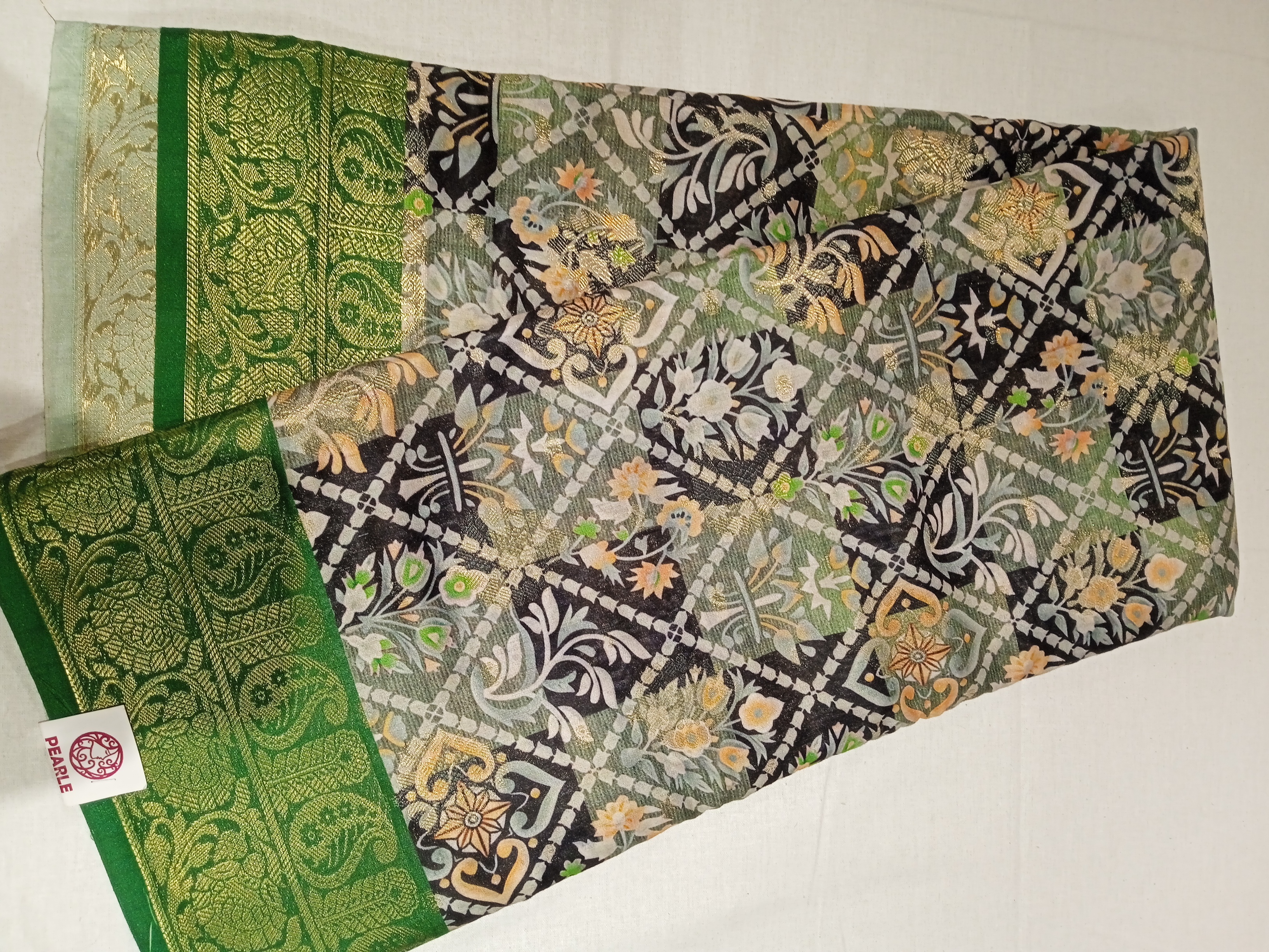 Embrace Elegance: Transform Your Wardrobe with Digital Print Sarees