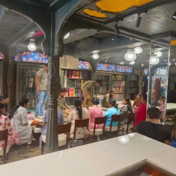 Embracing Tradition with a Touch of Modernity: The Story of Hansa Handloom's Exclusive Collection