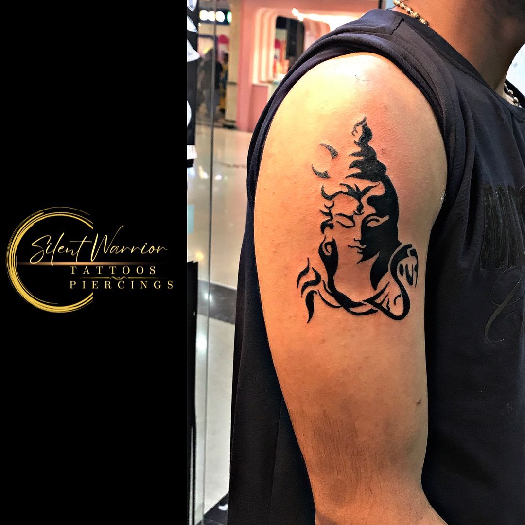 Unlocking Personal Expression: How Custom Tattoo Designs Transform Lives