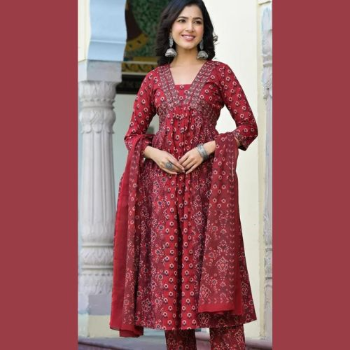 Embrace Elegance: How Designer Delight Transforms Your Wardrobe Woes