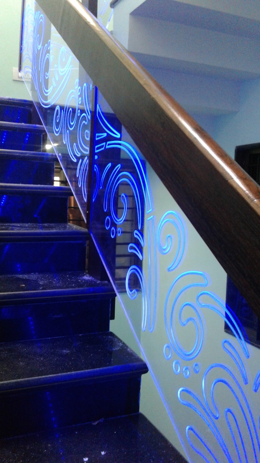 Transforming Spaces: How Acrylic Railings Revolutionize Indian Homes