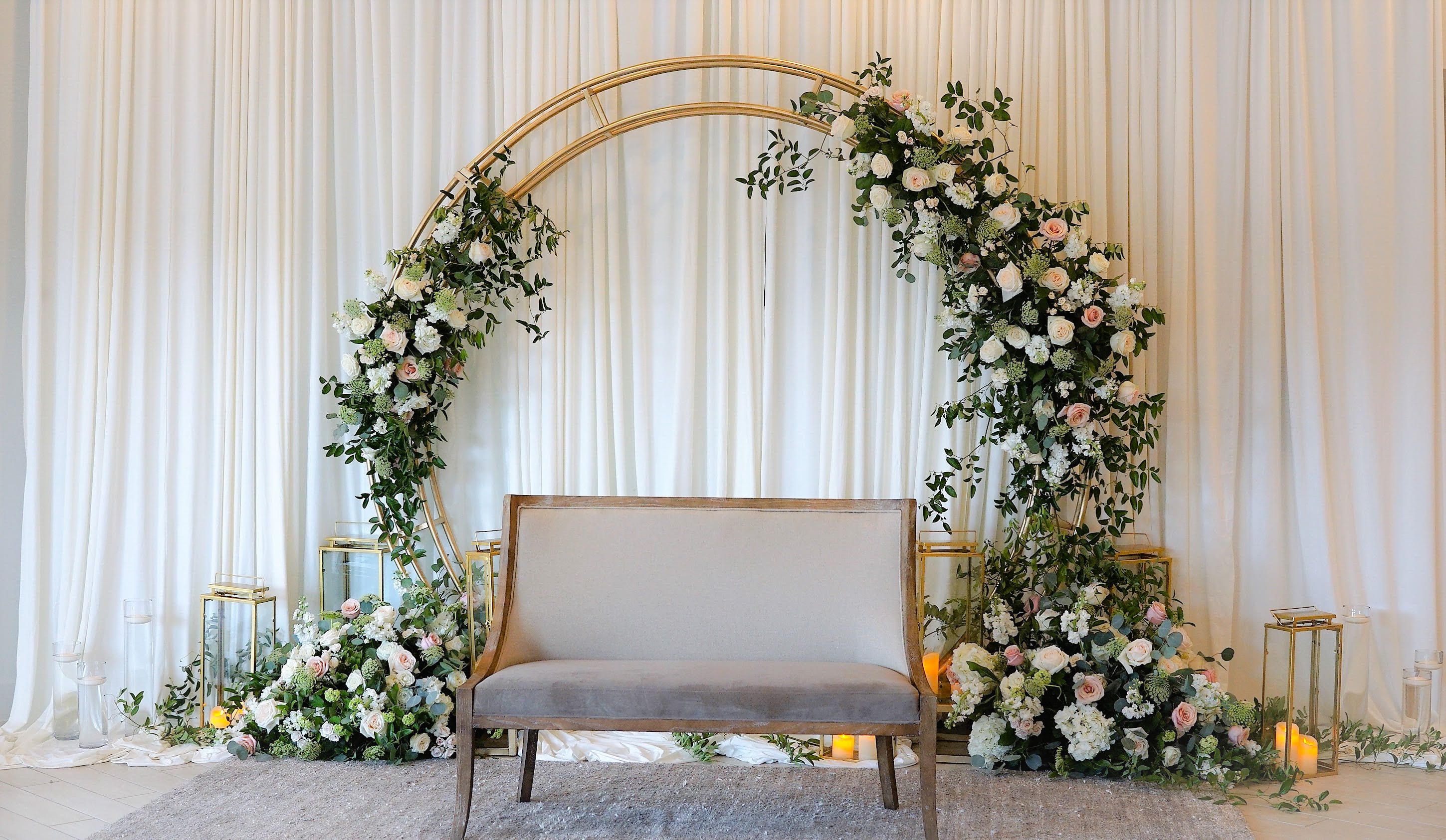 Transforming Dreams into Reality: Engagement Decorations that Speak to the Soul