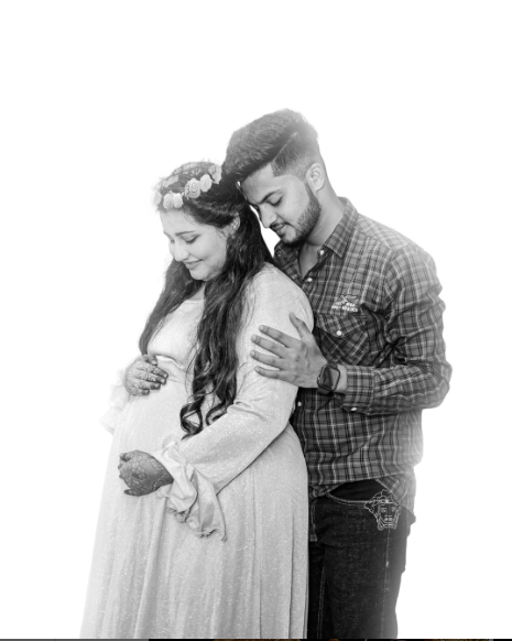 Embracing Motherhood: The Perfect Maternity Shoot Experience