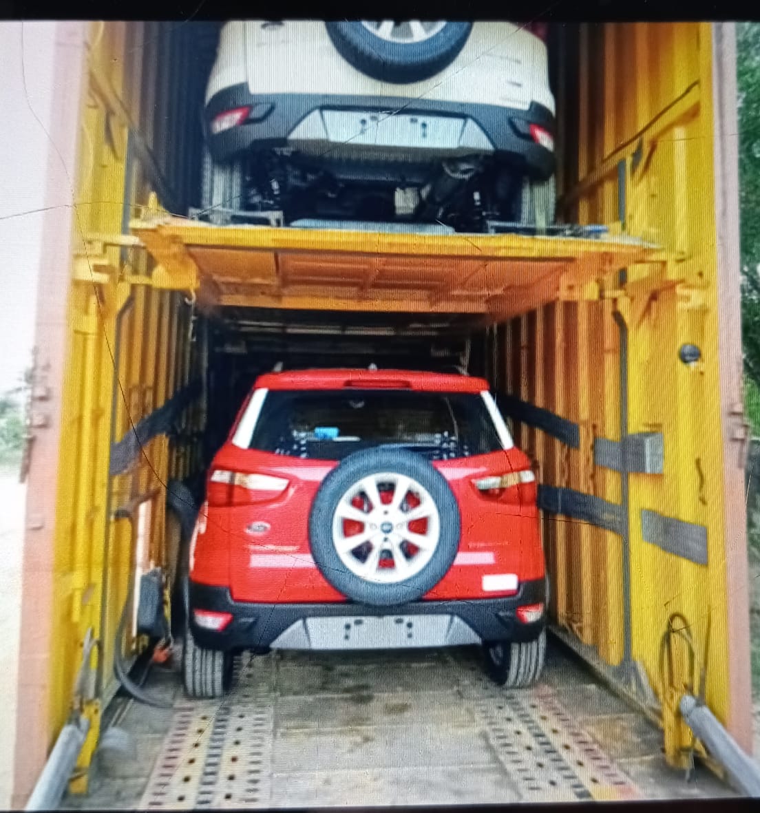 Simplifying Moves: How Shivshakti Roadlines Transforms Vehicle Transport for Indian Professionals