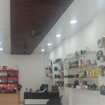 The Beauty Whisperer: Transforming Customer Experience in the Beauty Industry