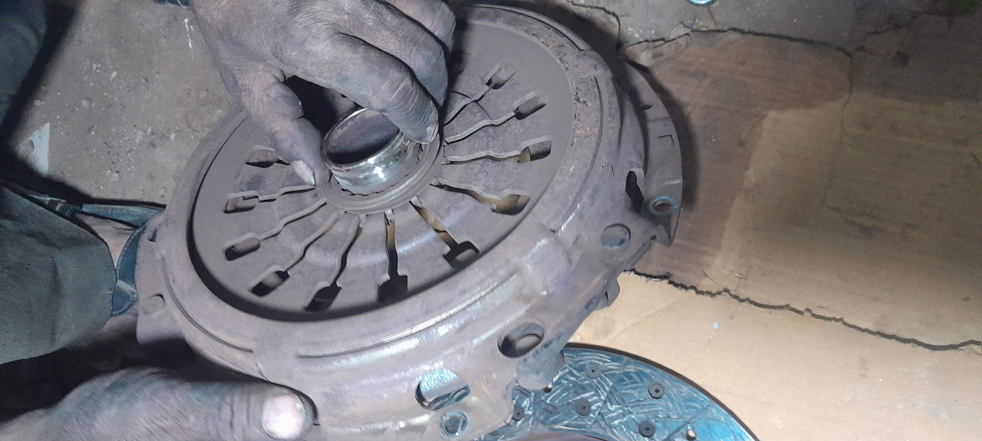 Transforming Your Ride: How Jai Ganesh Motors Revolutionizes Clutch Work