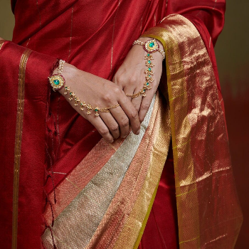 Embrace Elegance with Maheshwari Zari Border Sarees: A Timeless Tale of Tradition