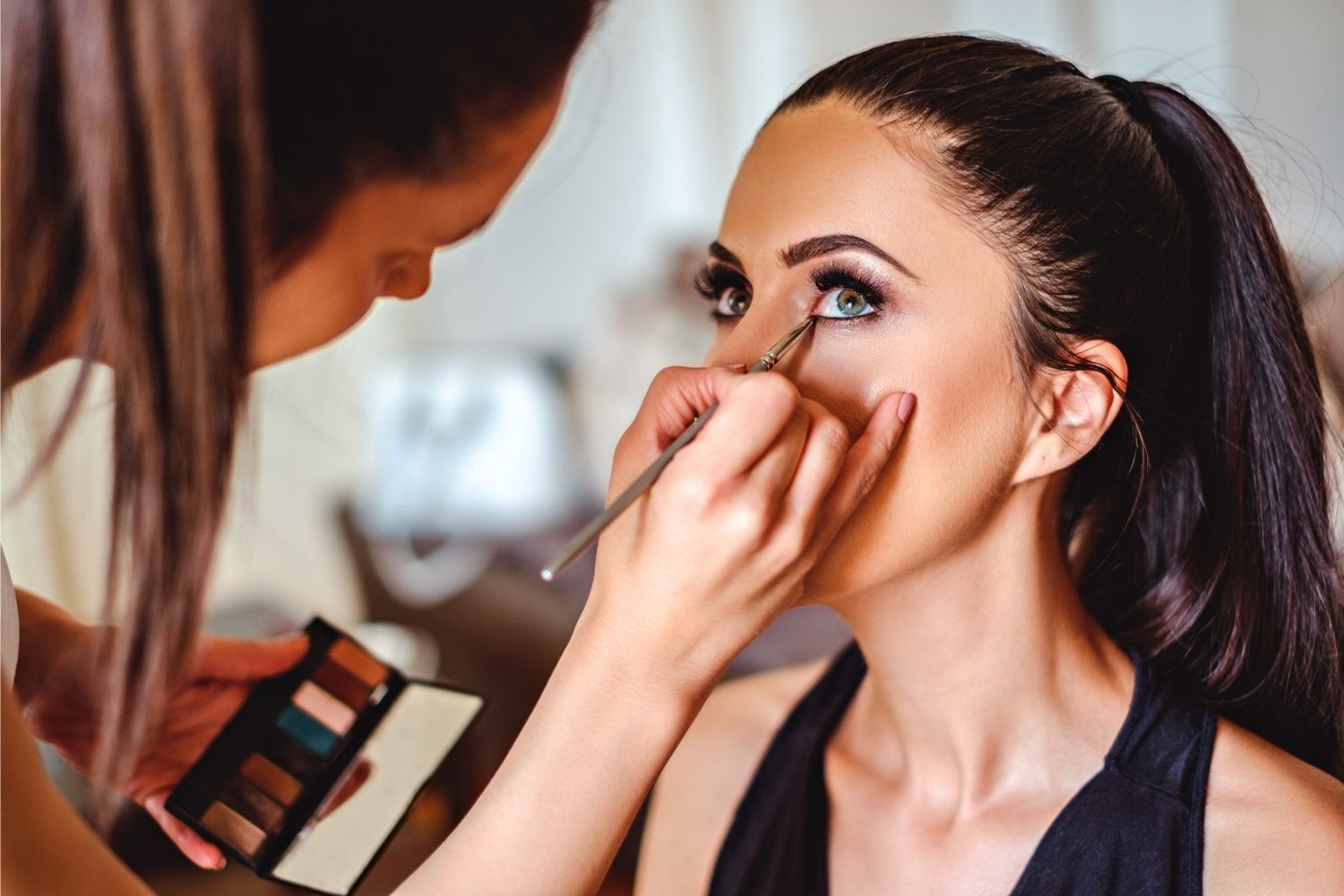 Transform Your Passion into Profession with Advanced Makeup Artistry
