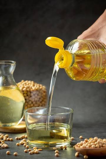 Embracing Tradition with Pure Edible Oils: A Journey of Taste and Health