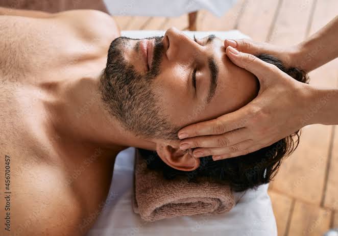 Revitalize Your Mind and Body: The Transformative Power of a Head Massage at Supercuts Unisex Salon