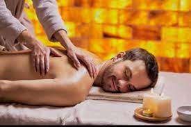 Finding Serenity: How Deep Tissue Massage Transformed Priya’s Stress-Filled Life