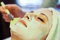 Transforming Beauty: Nikhaar Makeup Studio's Solution for the Modern Indian Professional