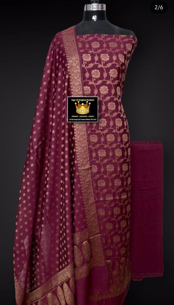 Embrace Elegance: The Banarasi Salwar Kameez for the Modern Indian Woman