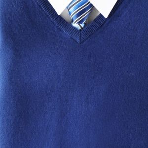 Embrace Comfort and Confidence with the Cozy Chic Sweater