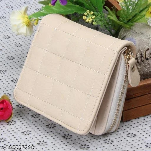 The Perfect Accessory for Every Indian Woman on the Go: The Small Women's Purse Wallet