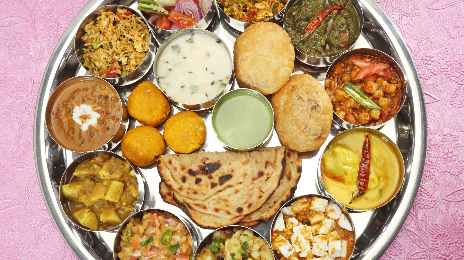 Savoring Tradition: How Zaika Express Thali Solves Your Mealtime Dilemmas