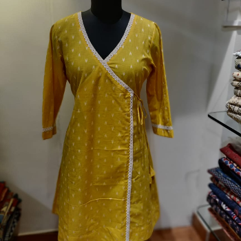Embrace Tradition with Modern Elegance: The Embroidered Kurti Experience
