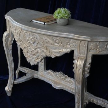 Transforming Spaces: How a Resin Curated Console Solves Your Interior Design Woes